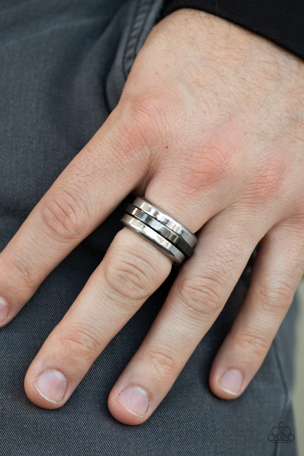 Battle Tank - Black - Paparazzi Mens Ring