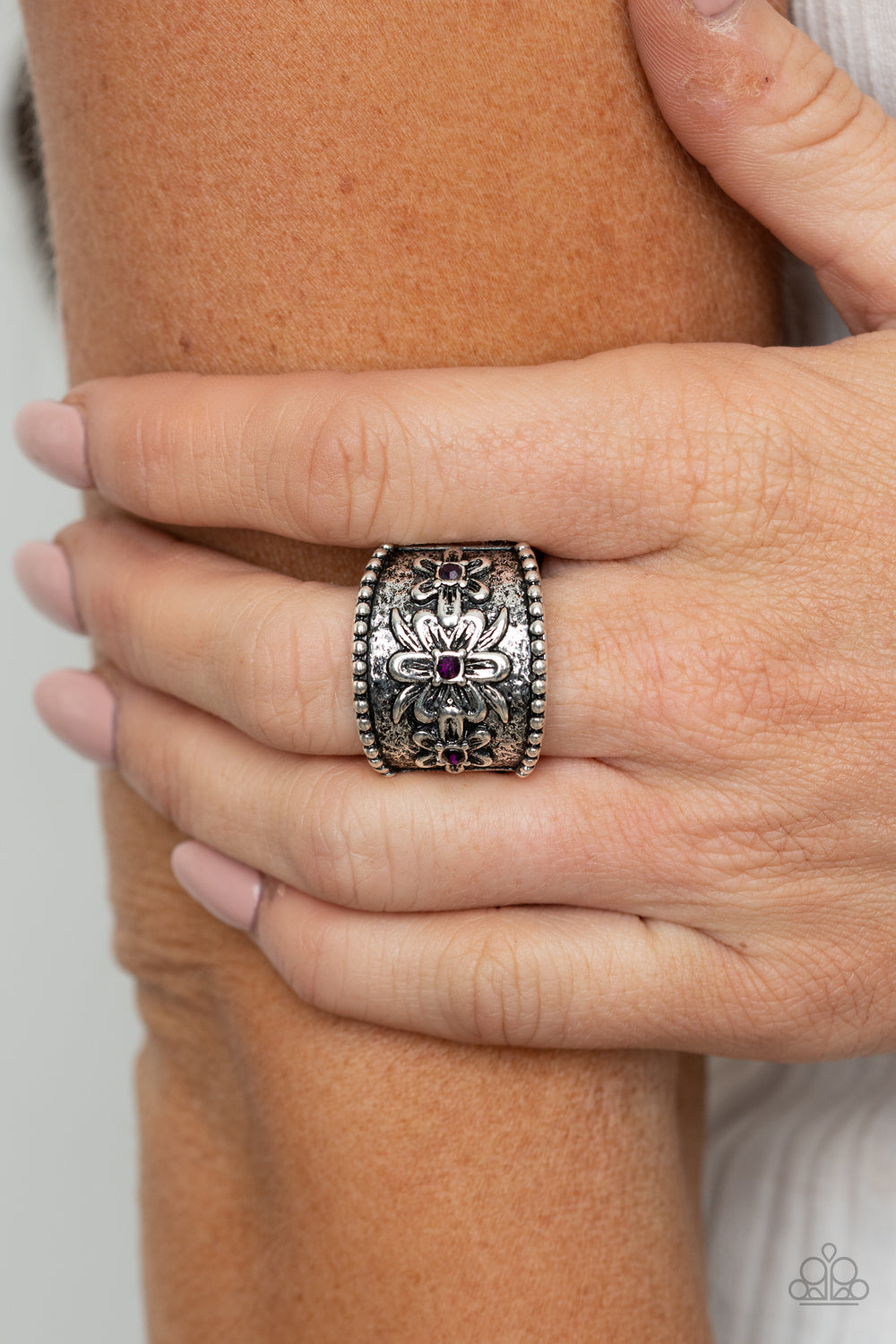 Tropical Nights - Purple - Paparazzi Ring